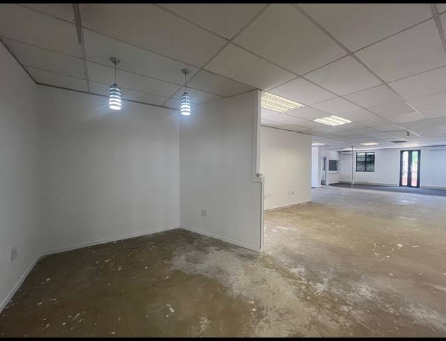 224M² OFFICE TO LET IN MEYERSDAL